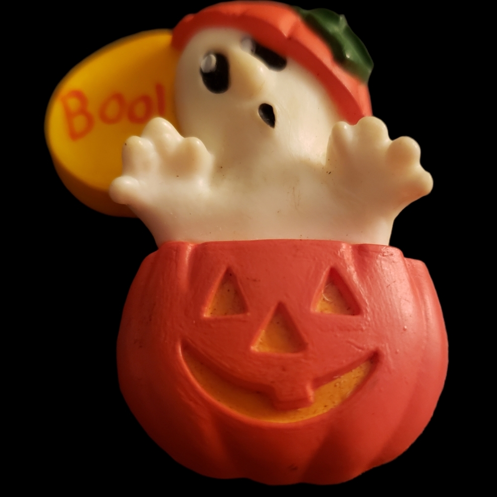 Vintage Hallmark Halloween Jack O' Lantern Brooch